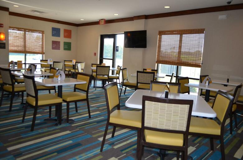 Hotel Comfort Suites Bossier City
