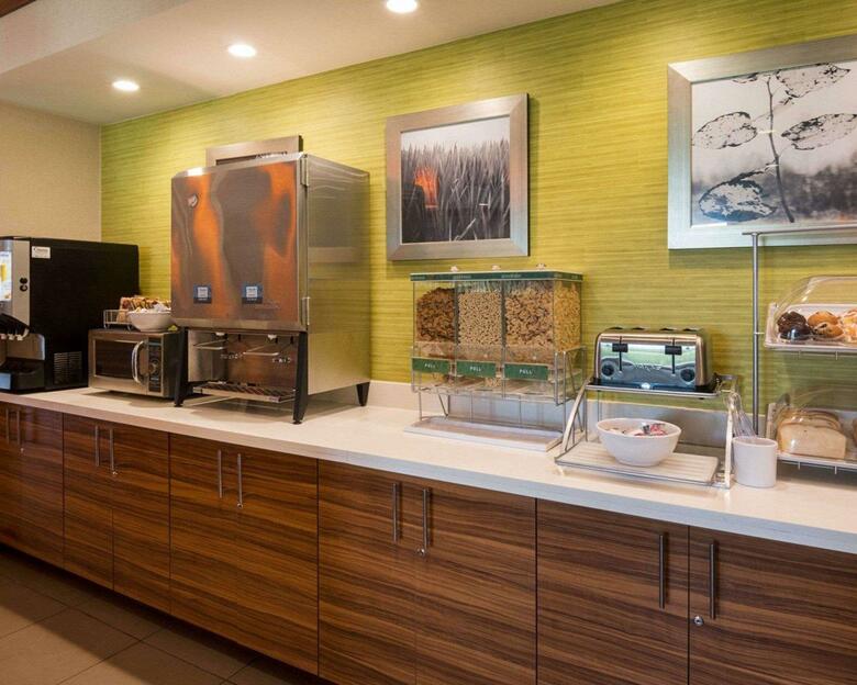 Hotel Comfort Suites Bossier City
