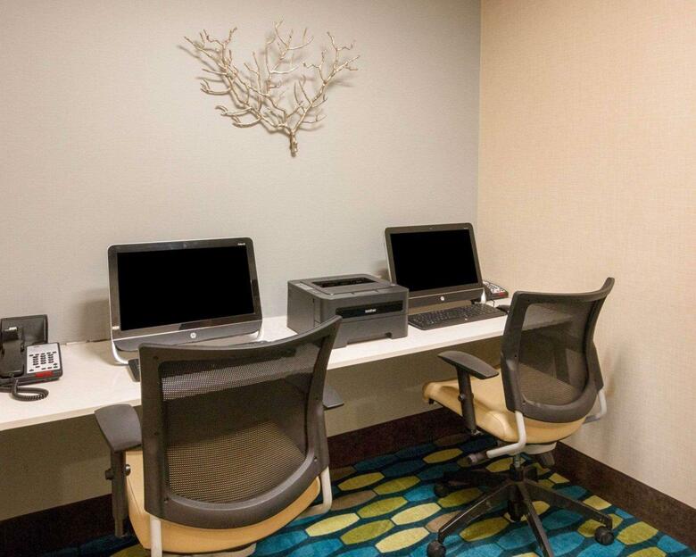 Hotel Comfort Suites Bossier City