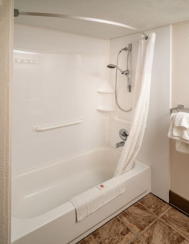Hotel Clarion Pointe Beckley