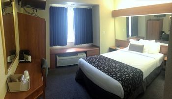 Hotel Beckley East Microtel Inn / Suites