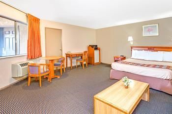 Hotel Super 8 Motel - Upland