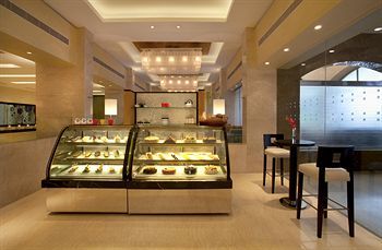Hotel Gateway Htl On Residency Road