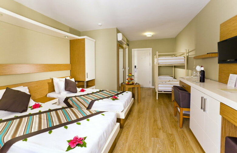 Hotel Jasmine Beach Resort