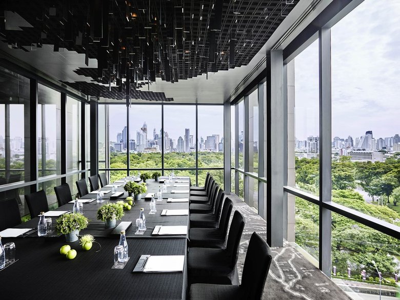 Hotel Sofitel So (so Club)