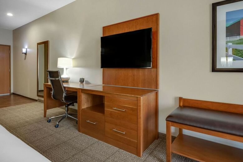 Hotel Comfort Suites