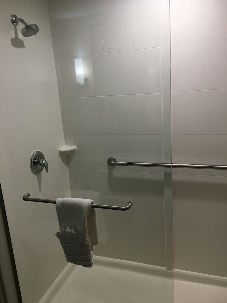 Hotel Comfort Suites