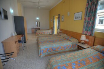 Astra Hotel