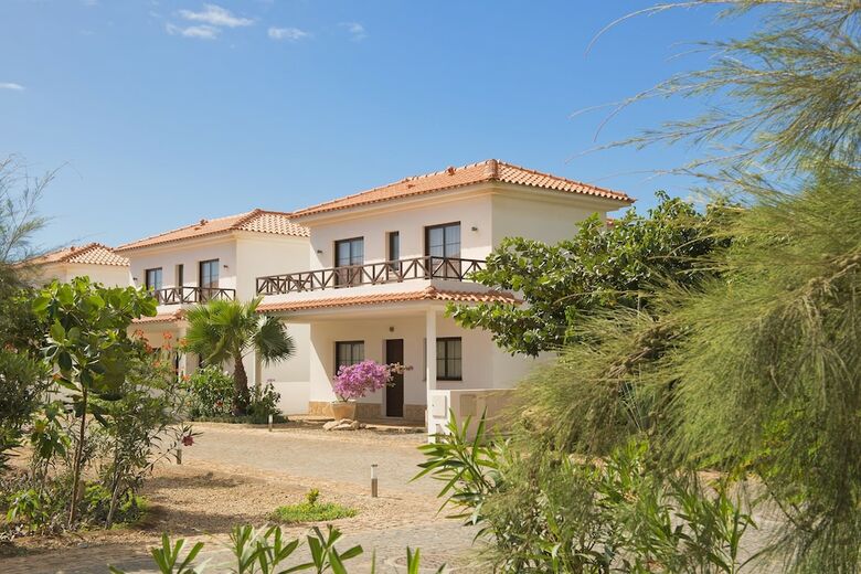 Hotel Melia Tortuga Beach Resort