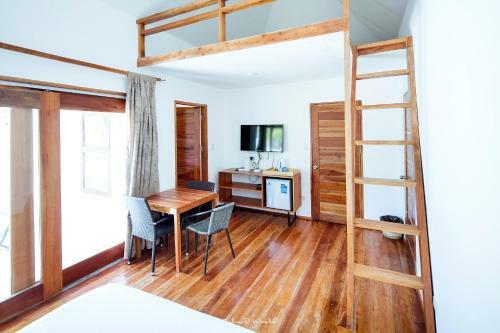 Hotel Island World Panglao