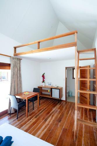 Hotel Island World Panglao