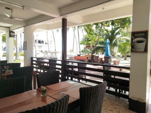 Hotel Costa Palawan Resort
