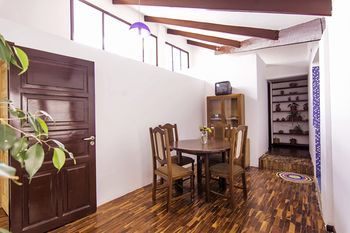Hotel Hostal Casarte Takubamba