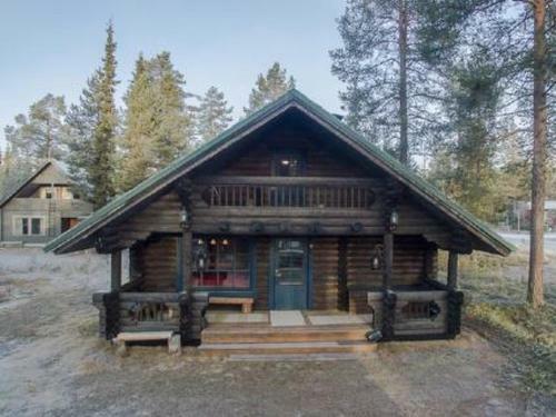 Holiday Home Tikkatupa
