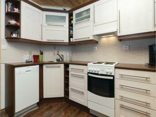 Two-bedroom Holiday Home In Puumala