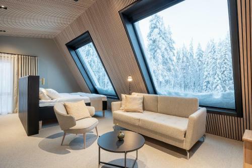 Hotel Glass Resort