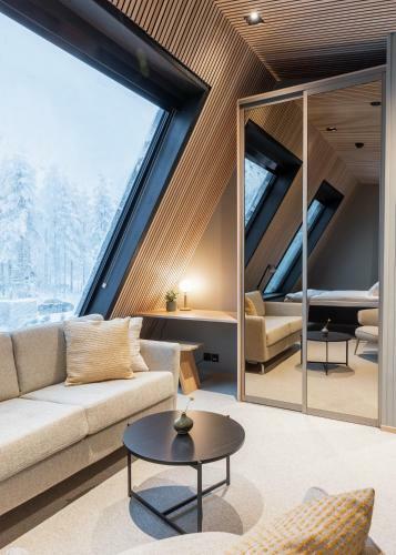 Hotel Glass Resort