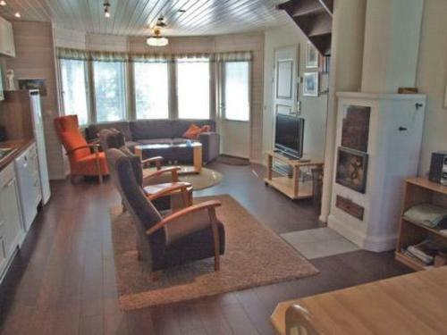 Holiday Home Vuosselinhovi B