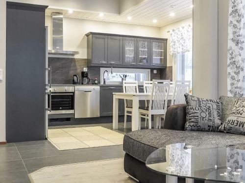Holiday Home Karhu A