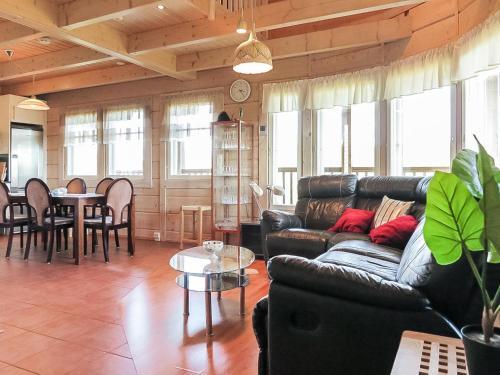 Holiday Home Villa Kaiku