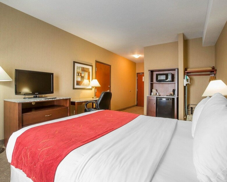 Hotel Comfort Inn & Suites