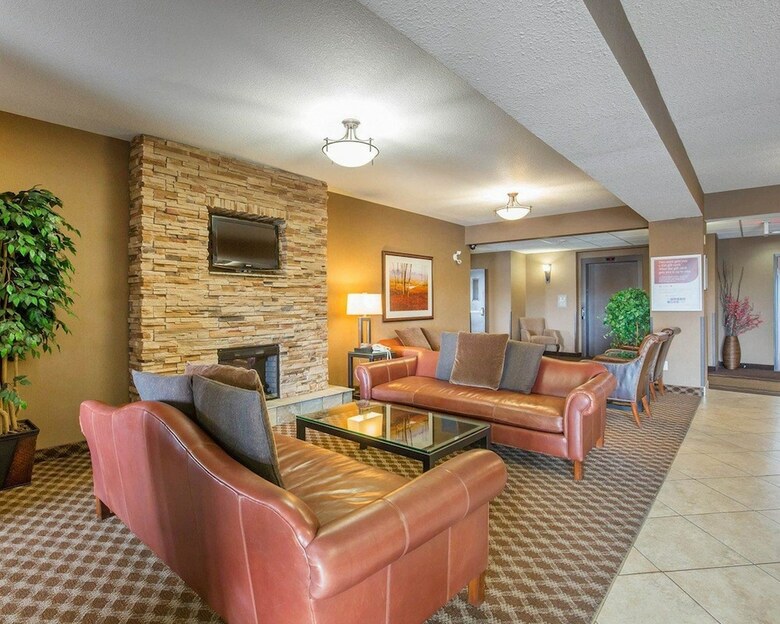 Hotel Comfort Inn & Suites