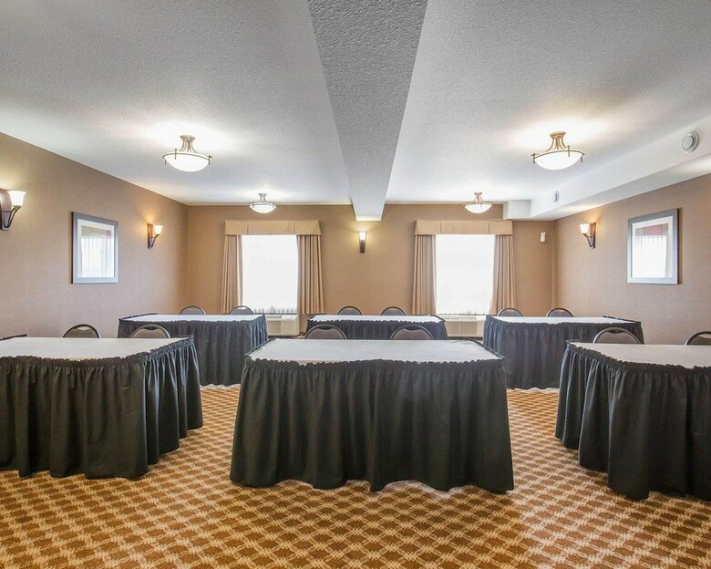 Hotel Comfort Inn & Suites