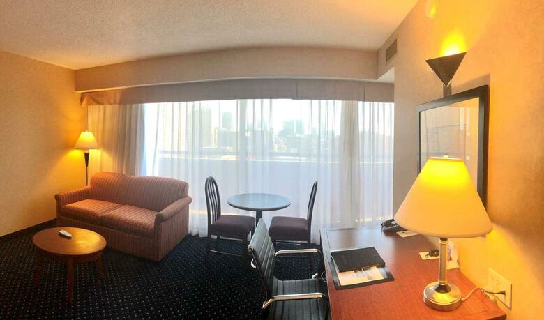 Hotel Best Western Plus Suites Downtown