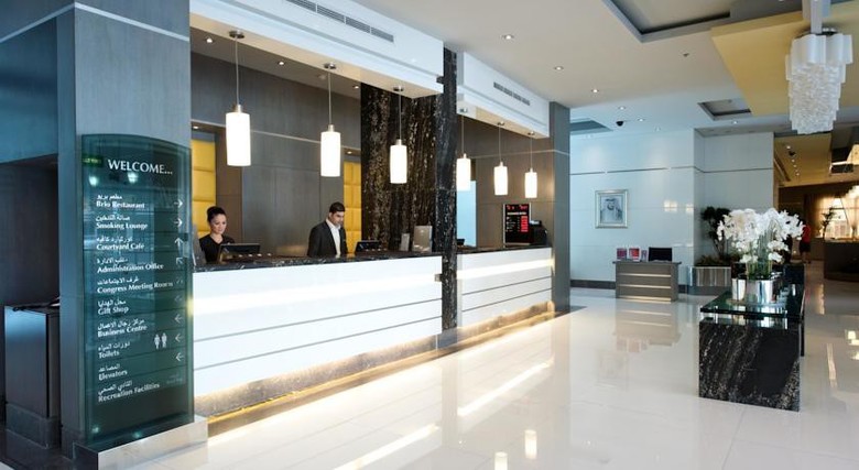 Time Grand Plaza Hotel