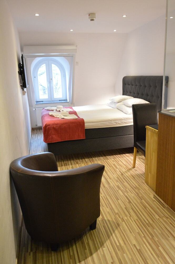 Best Western Hotel Anno 1937