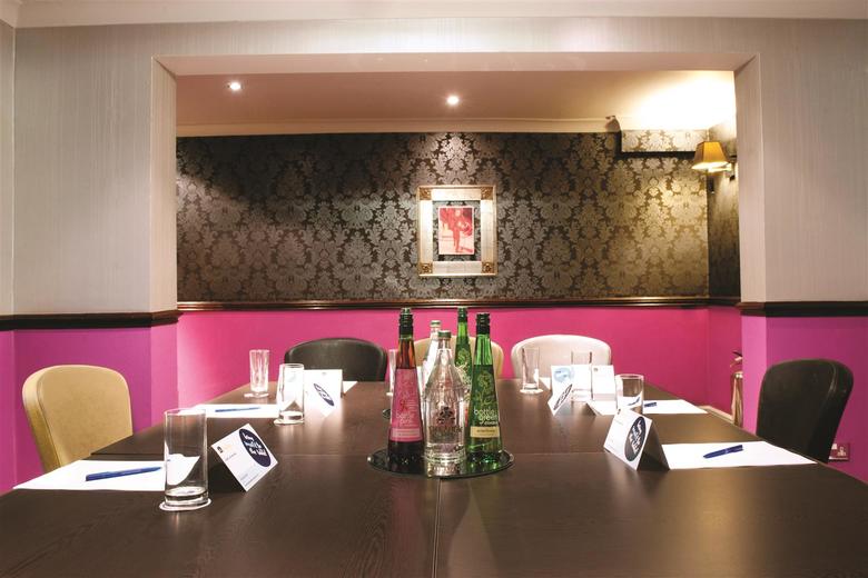 Best Western Feathers Liverpool Hotel