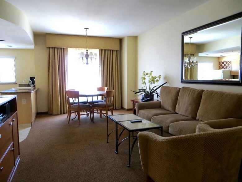 Hotel Polo Towers Suites