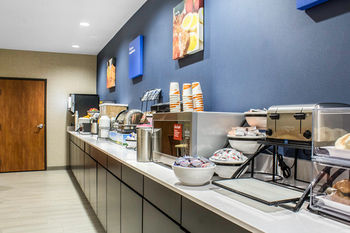 Hotel Comfort Inn