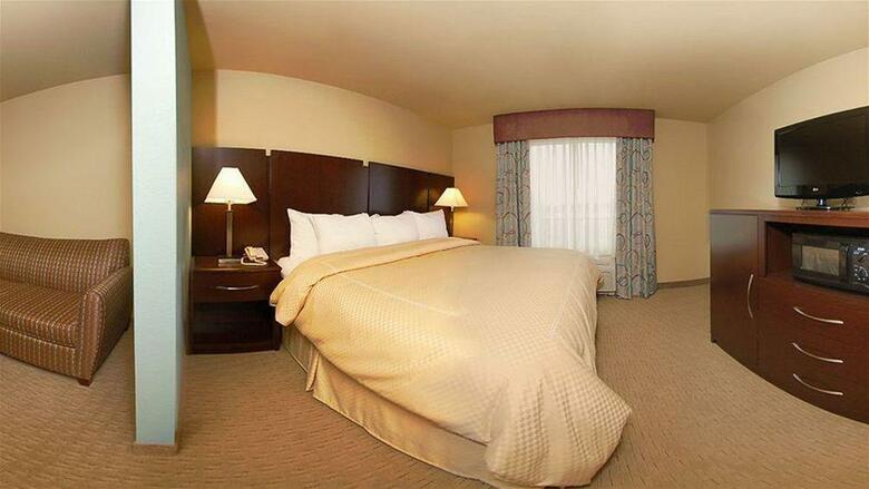 Hotel Comfort Suites