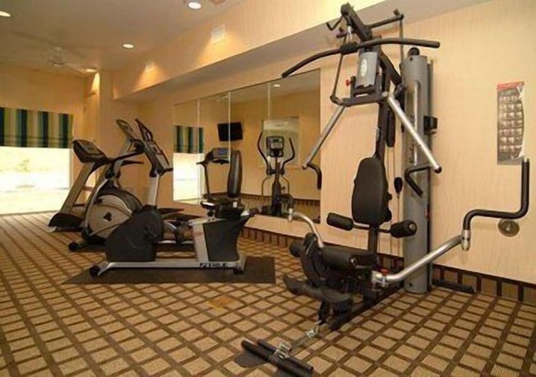 Hotel Comfort Suites