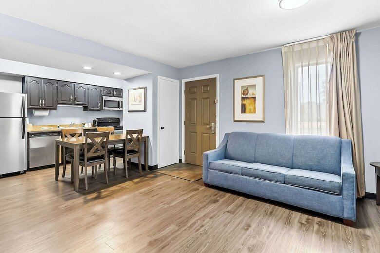Hotel Mainstay Suites