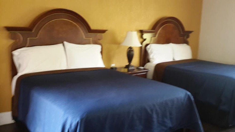 Hotel American Regency Inn