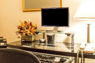 Hotel Comfort Inn & Suites