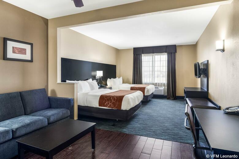 Hotel Comfort Suites