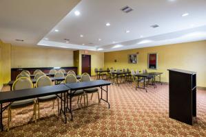 Hotel Comfort Suites