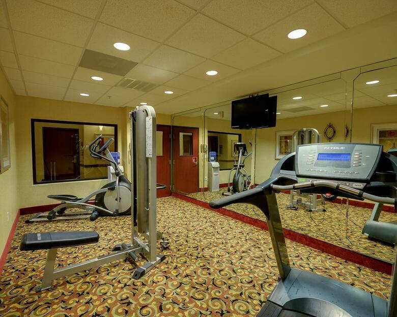 Hotel Sleep Inn & Suites