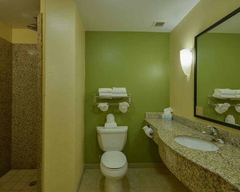 Hotel Sleep Inn & Suites