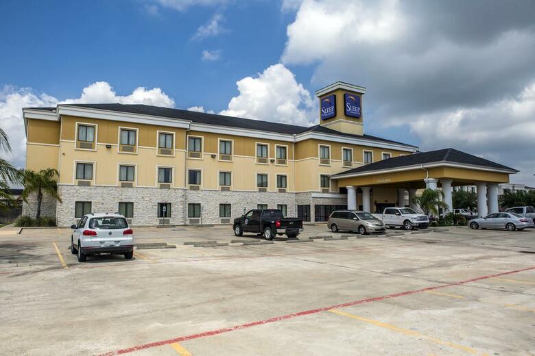 Hotel Sleep Inn & Suites