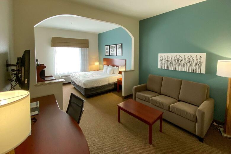 Hotel Sleep Inn & Suites