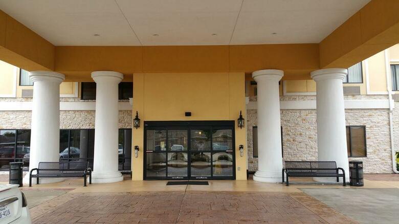 Hotel Sleep Inn & Suites