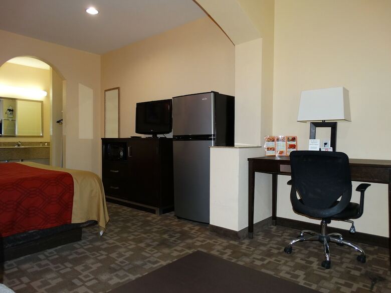 Hotel Econo Lodge  Inn & Suites
