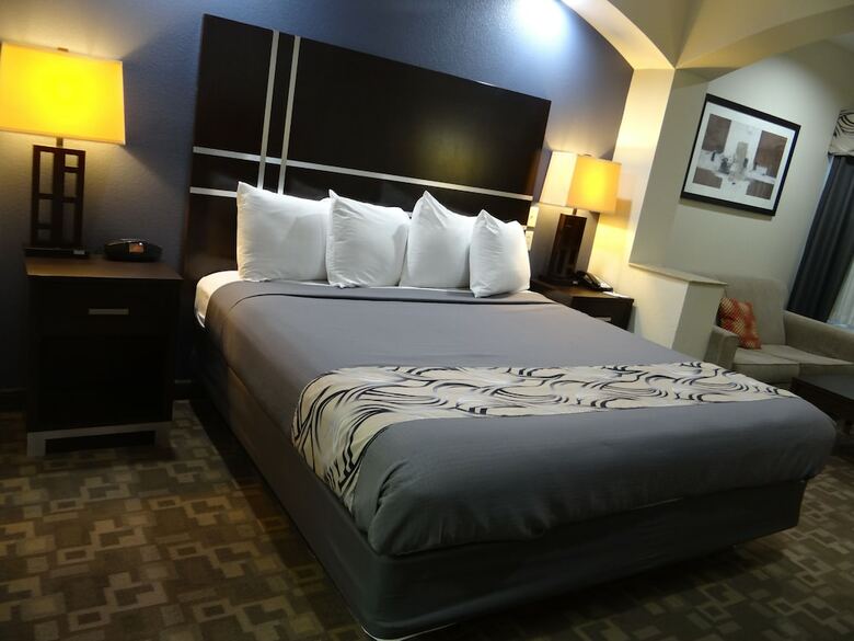 Hotel Econo Lodge  Inn & Suites