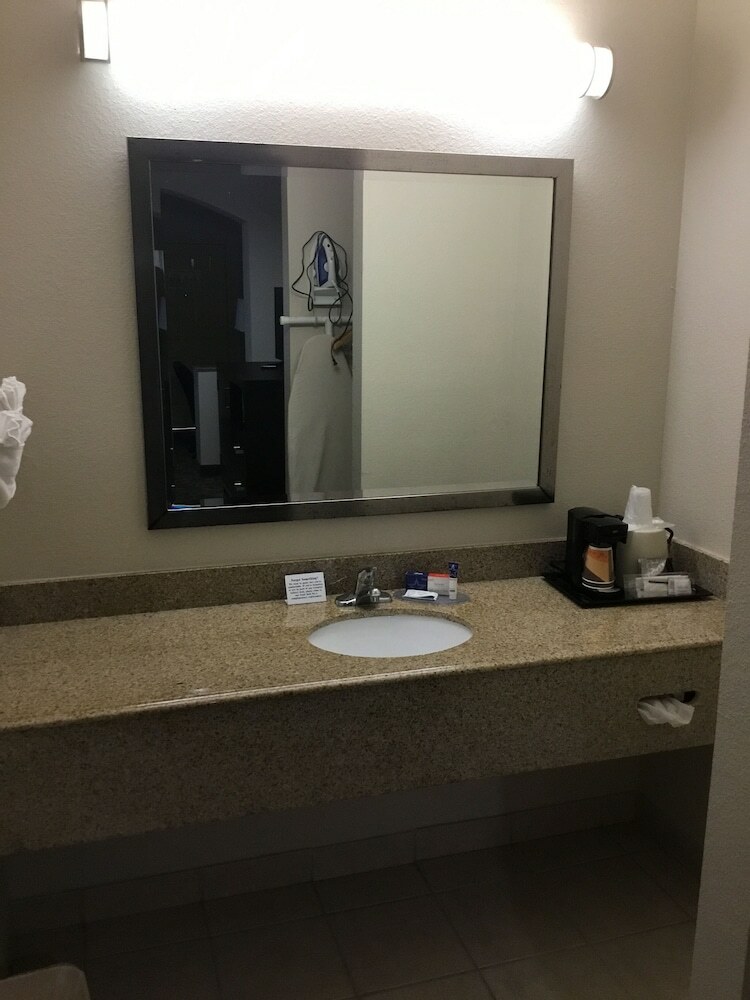Hotel Econo Lodge  Inn & Suites