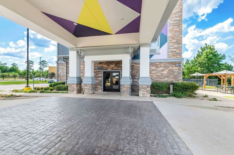 Suburban Extended Stay Hotel