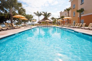 Hotel Holiday Inn Express & Suites Marathon